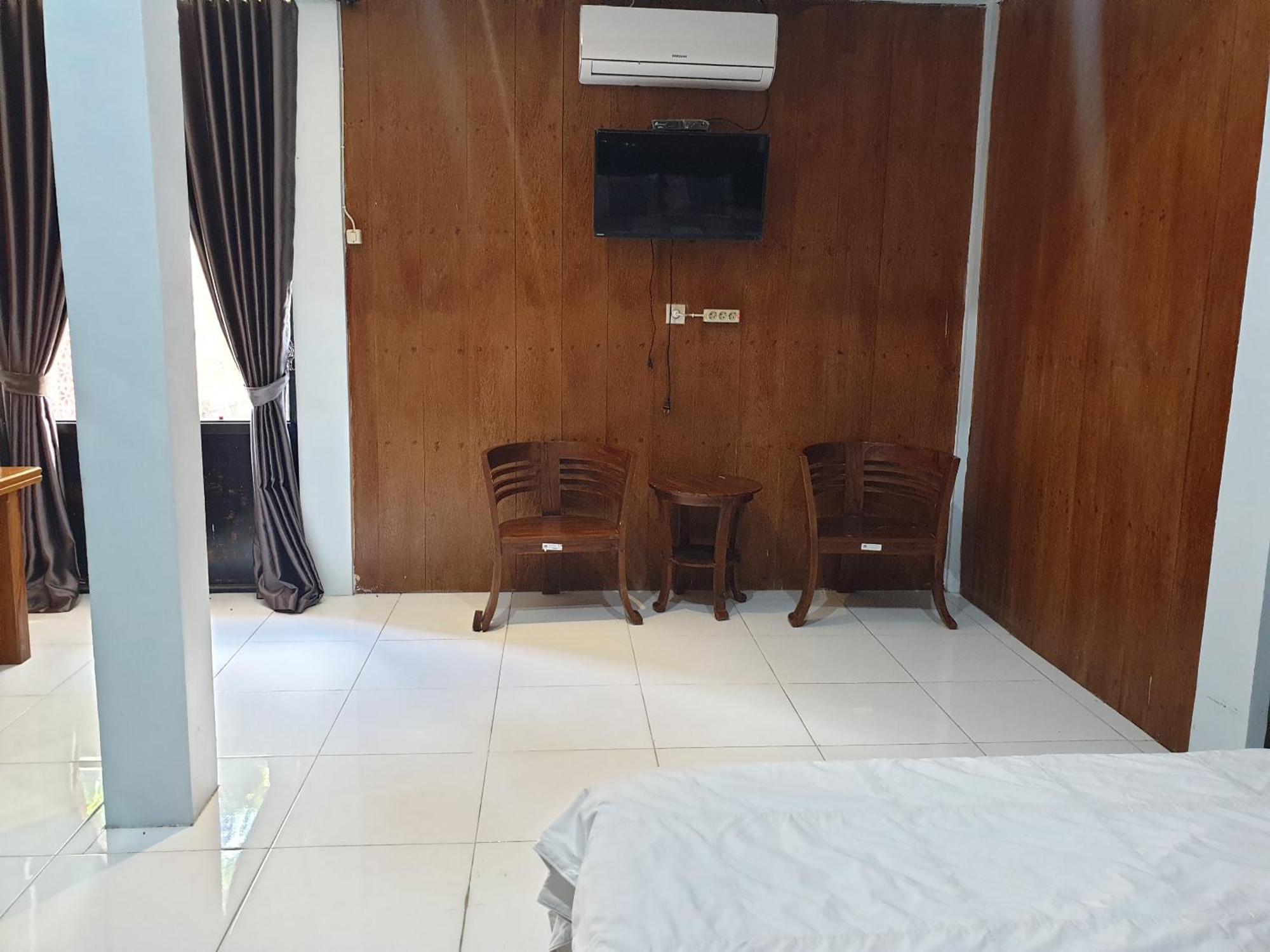 Capital O 92612 Penginapan D'Alas Purwo & Beachnearpadang Savana Sadengan Баньювангі Екстер'єр фото