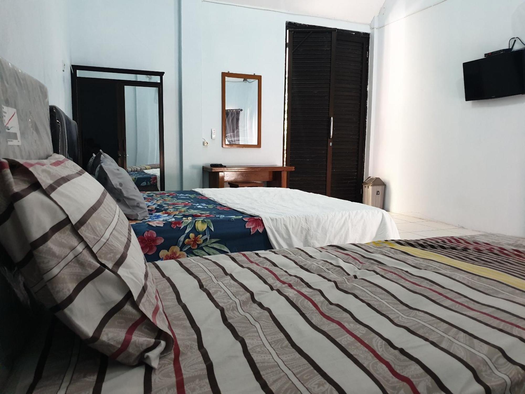 Capital O 92612 Penginapan D'Alas Purwo & Beachnearpadang Savana Sadengan Баньювангі Екстер'єр фото