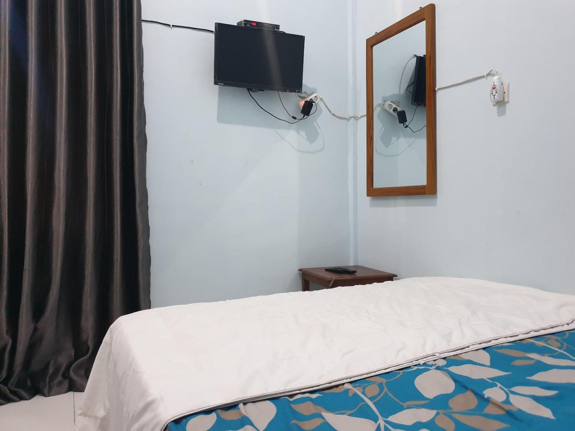 Capital O 92612 Penginapan D'Alas Purwo & Beachnearpadang Savana Sadengan Баньювангі Екстер'єр фото