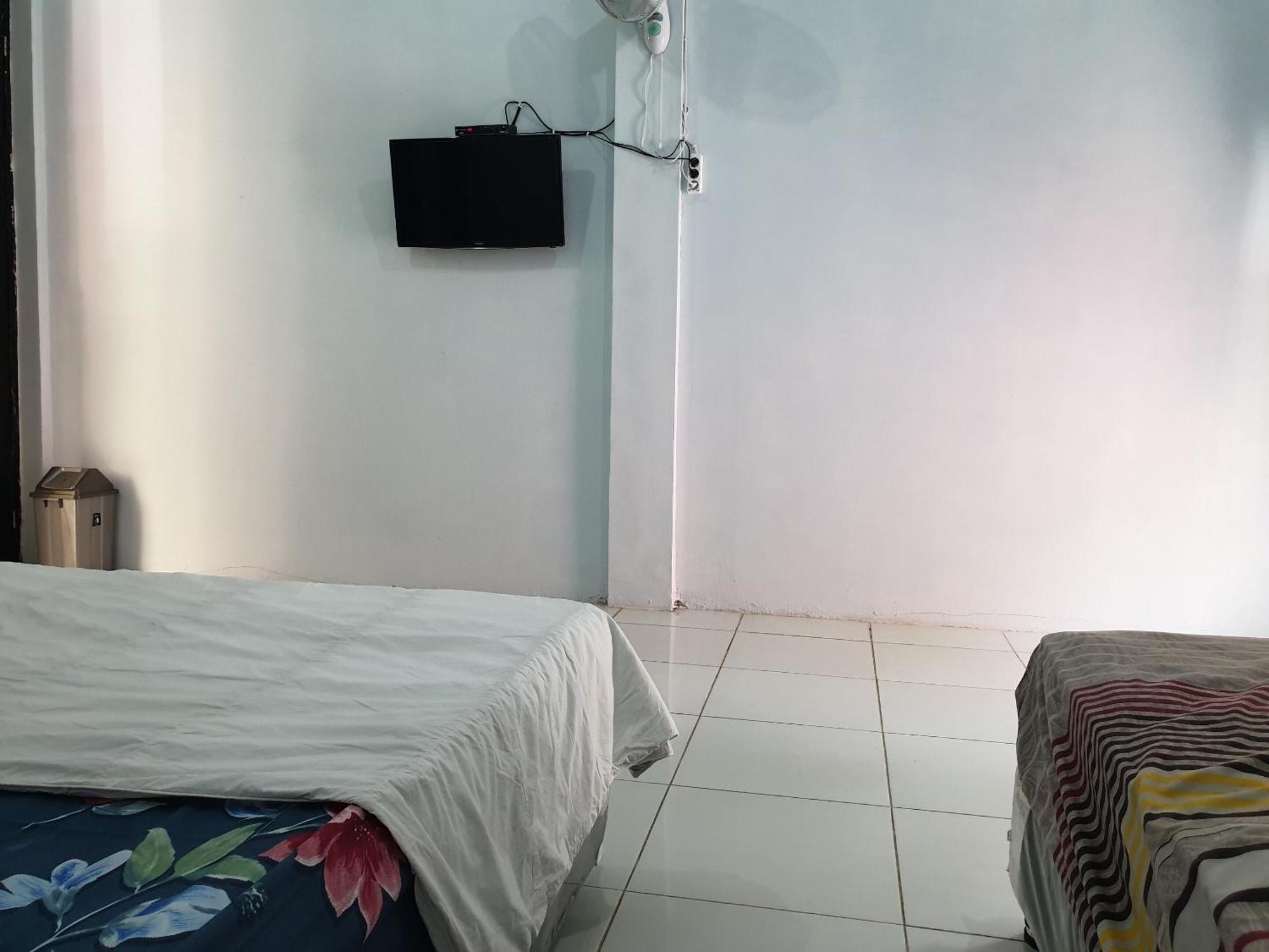Capital O 92612 Penginapan D'Alas Purwo & Beachnearpadang Savana Sadengan Баньювангі Екстер'єр фото