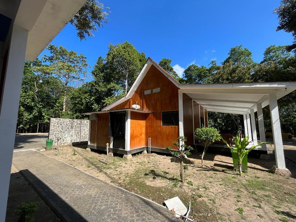 Capital O 92612 Penginapan D'Alas Purwo & Beachnearpadang Savana Sadengan Баньювангі Екстер'єр фото