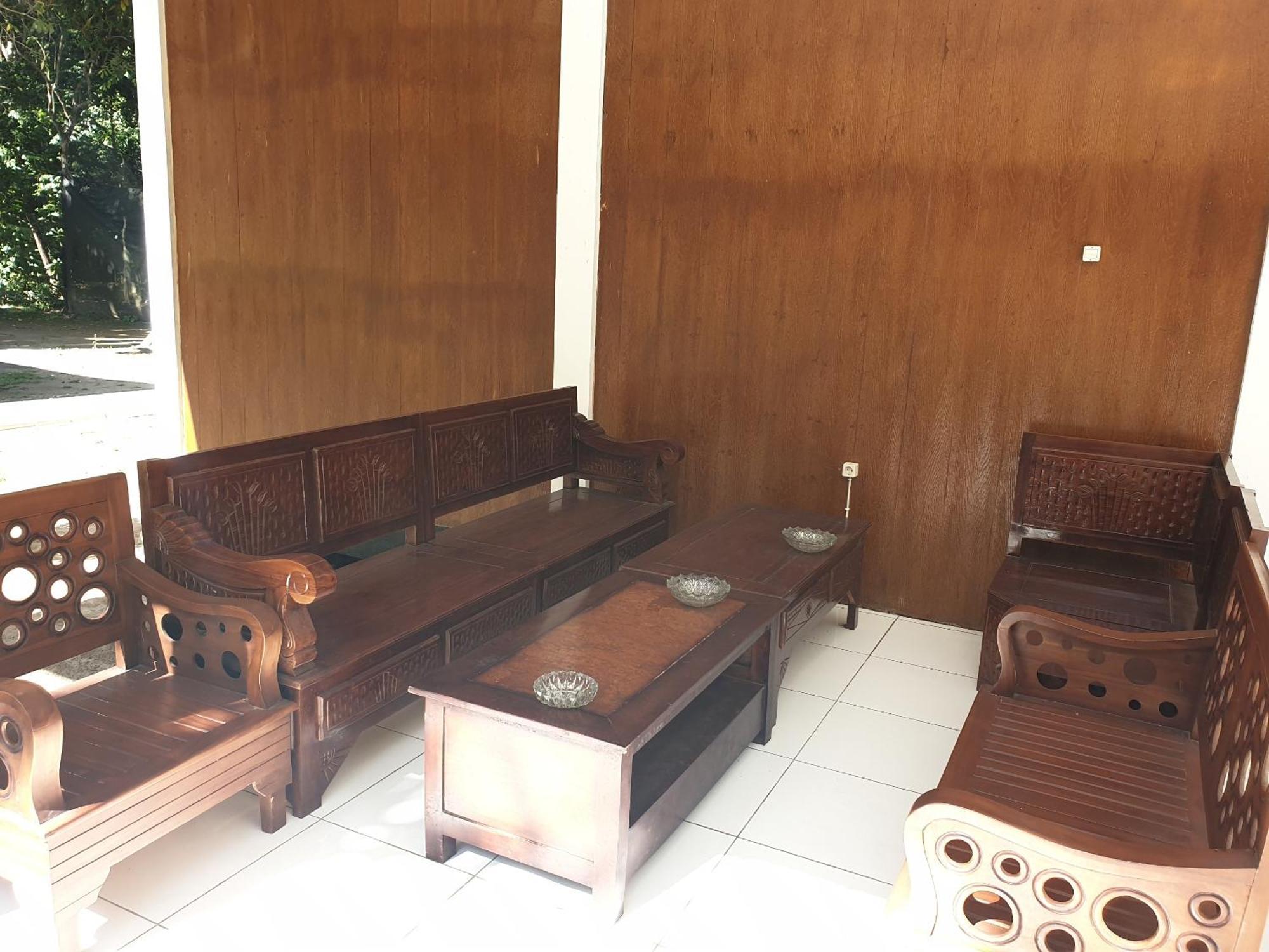 Capital O 92612 Penginapan D'Alas Purwo & Beachnearpadang Savana Sadengan Баньювангі Екстер'єр фото
