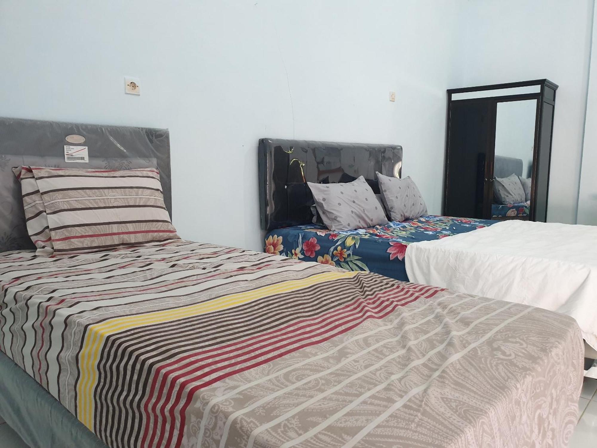 Capital O 92612 Penginapan D'Alas Purwo & Beachnearpadang Savana Sadengan Баньювангі Екстер'єр фото