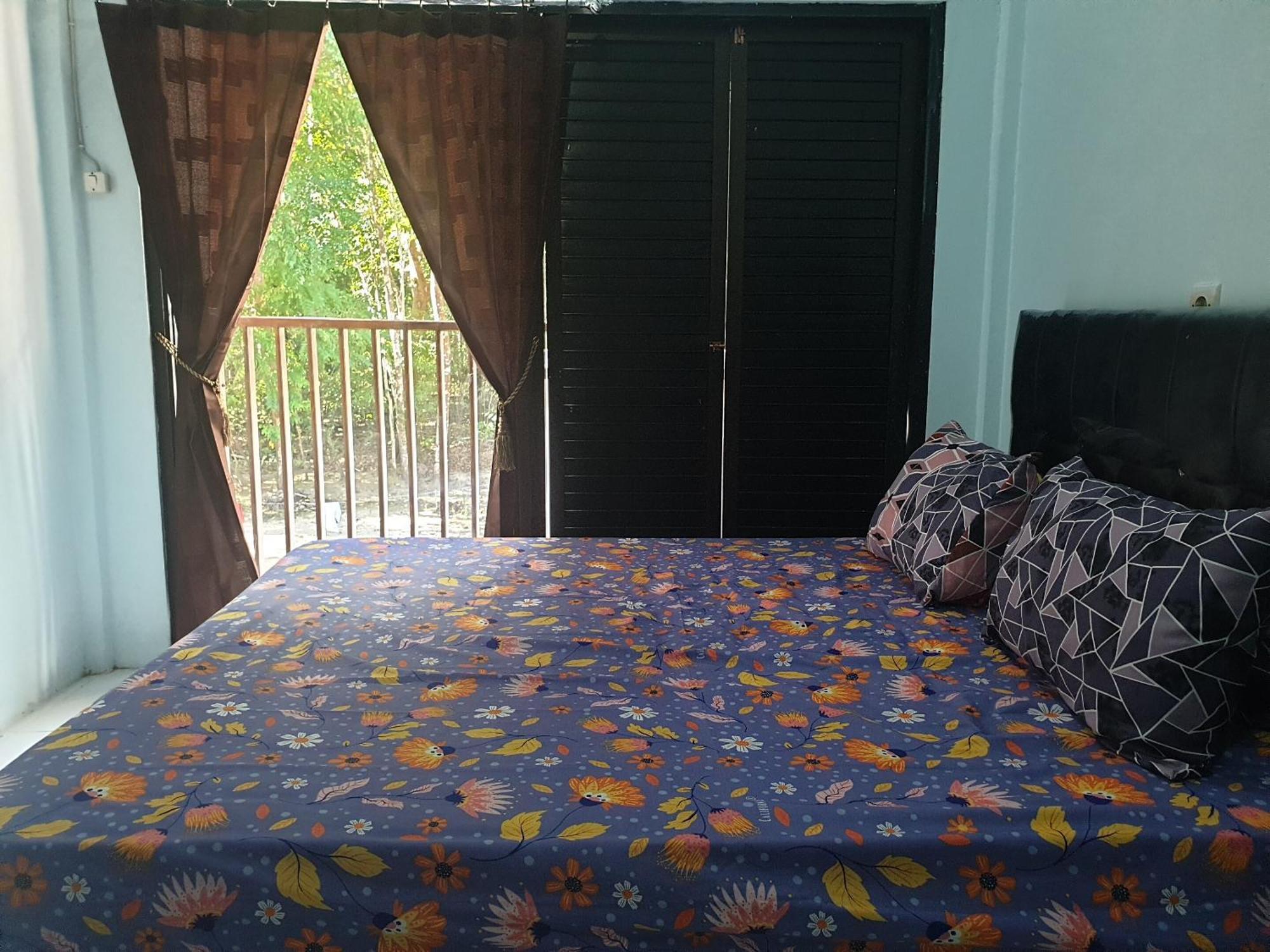 Capital O 92612 Penginapan D'Alas Purwo & Beachnearpadang Savana Sadengan Баньювангі Екстер'єр фото
